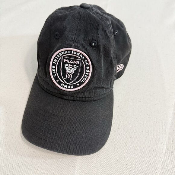 NEW ERA 9TWENTY ADULT CAP HAT SOCCER CLUB INTERNACIONAL DE FUTBOL INTERMIAMI MLS - Picture 1 of 5